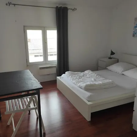 Grand Duplex Lumineux Place Du Marche Couvert