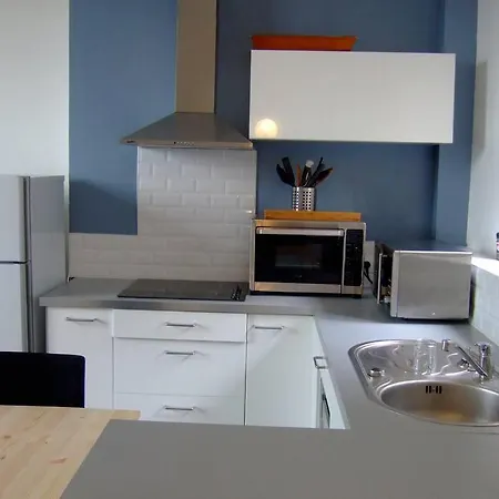 Grand Duplex Lumineux Place Du Marché Couvert Appartement La Rochelle (Charente-Maritime)